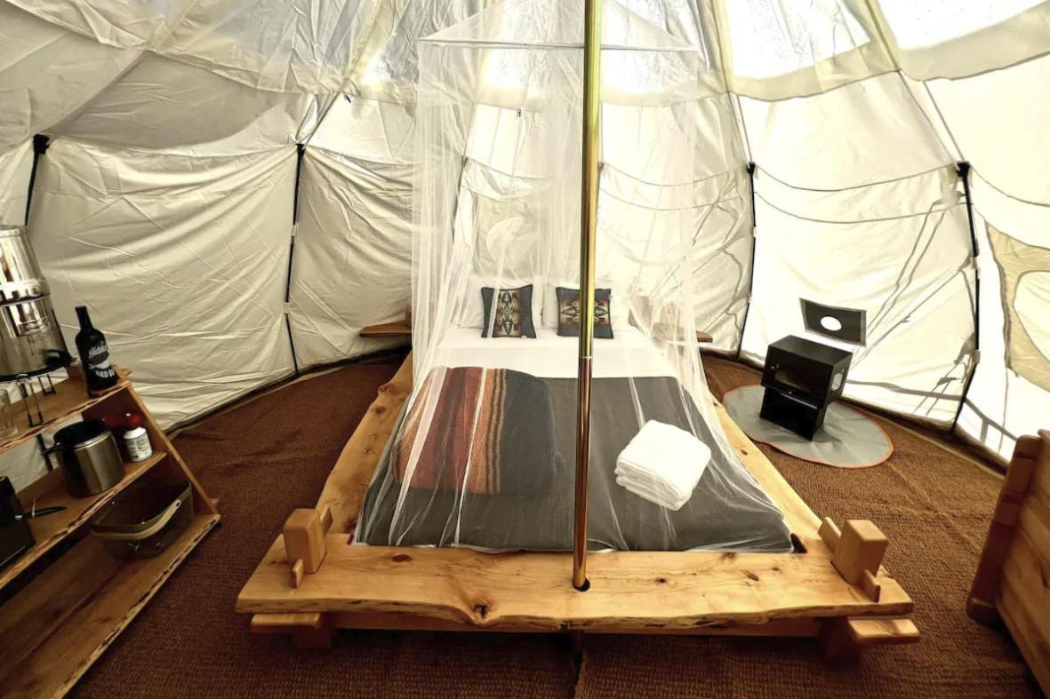 Paradise Ranch Inn - Ecstatic Tent Three Rivers Zewnętrze zdjęcie